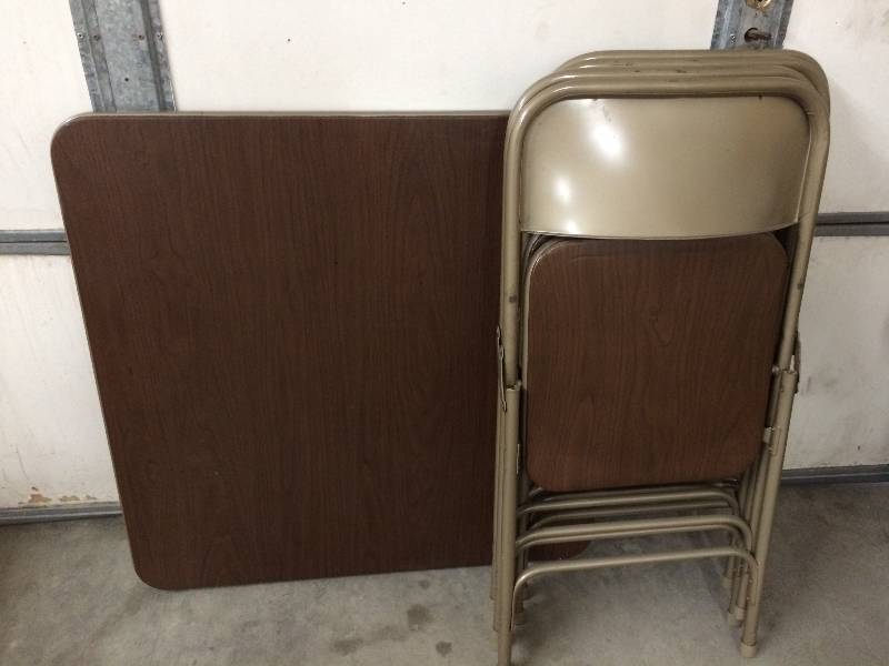 lot 81 image: Folding Table and Chairs