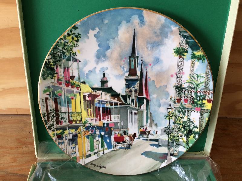 lot 100 image: French Quarter, Royal Doulton Collector Plate