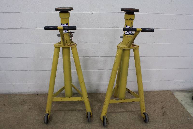 lot 16 image: Sefac 18 Ton Mobile Jack Stands - Set of 2