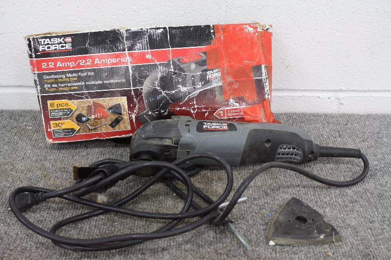 lot 41 image: Task Force 2.2 Amp Oscillating Multi-Tool Kit