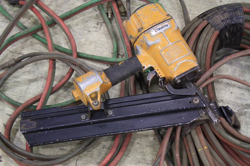 lot 71A image: Stanley Bostitch Heavy Duty Nailer & Air Hoses