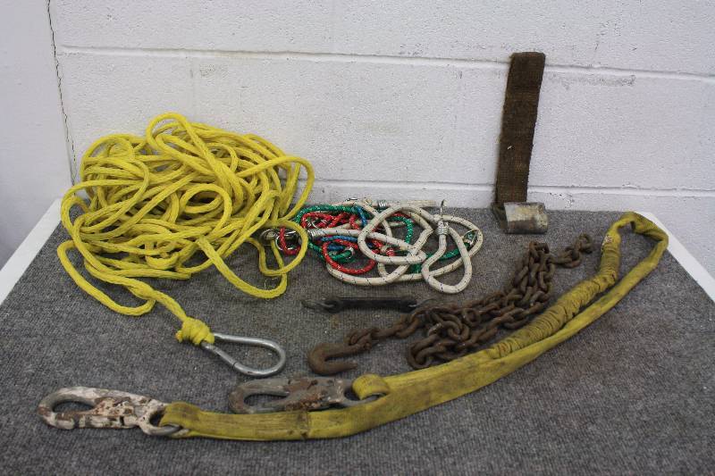 lot 104 image: Towing & Strapping Lot