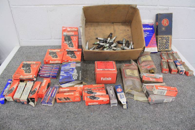 lot 110 image: New Spark Plugs  Bulk Lot