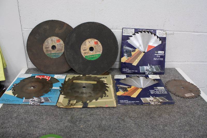 lot 123 image: Cutting Blades Lot