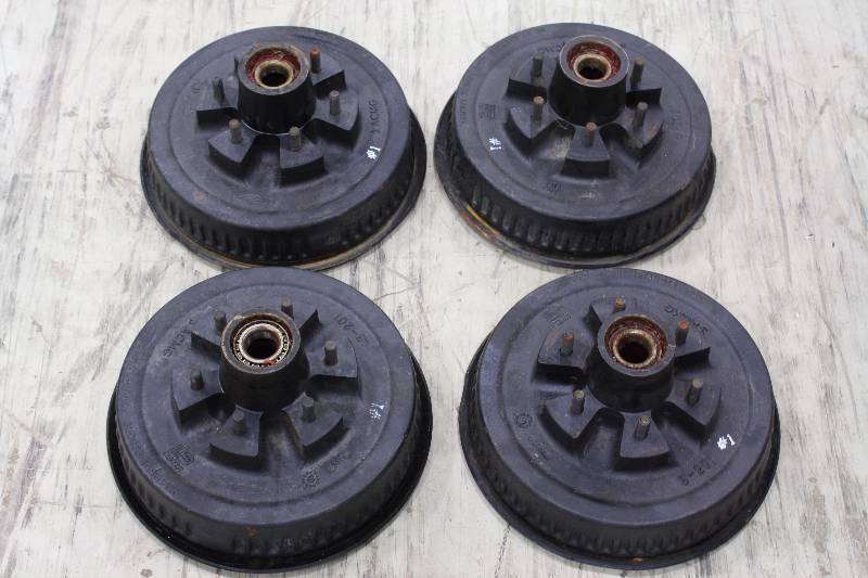lot 128 image: Dexter Trailer Drums  Set of 4 New