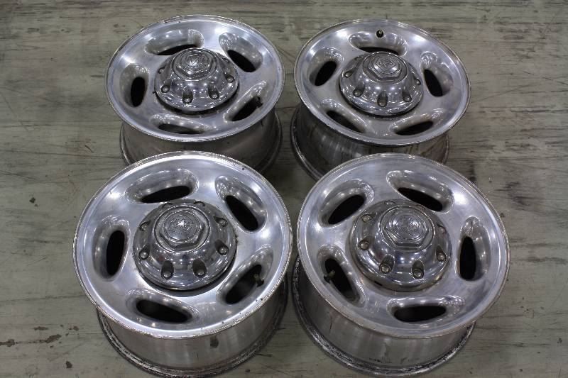 lot 133 image: Set of 4 Rims  Dodge 8 Lug