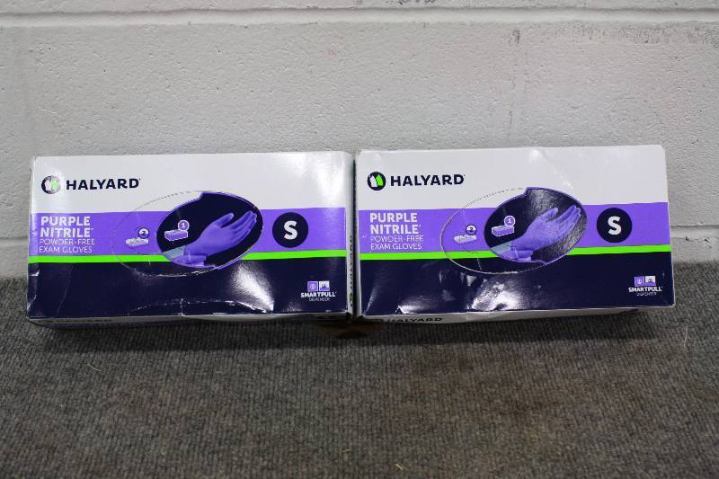lot 106 image: Purple Nitrile Exam Gloves - Size Small - New 2 boxes