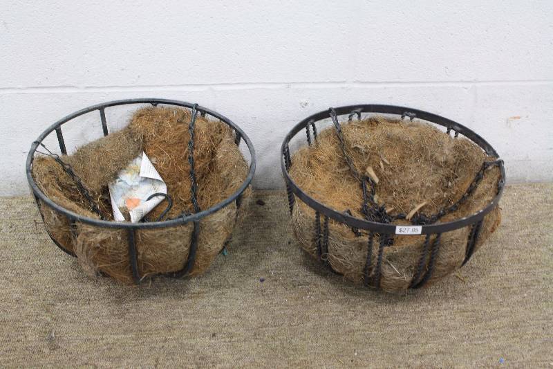 lot 43 image: Hanging Round FlowerPlant Baskets