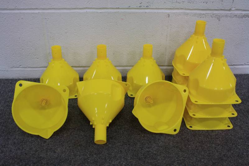 lot 67 image: Heavy Duty Plastic Yellow Funnels - 12 Qty