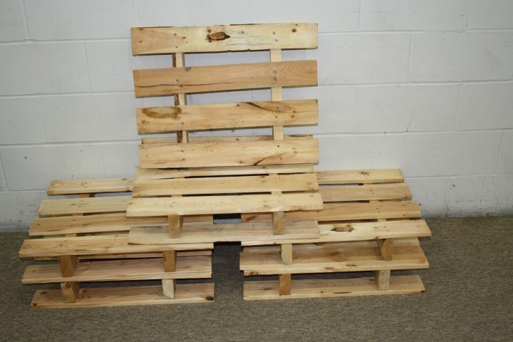 lot 74 image: Quarter Pallets - 6 Qty