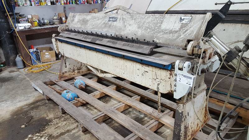 lot 2 image: Maximart V-675-6, Manual Sheet Metal Brake