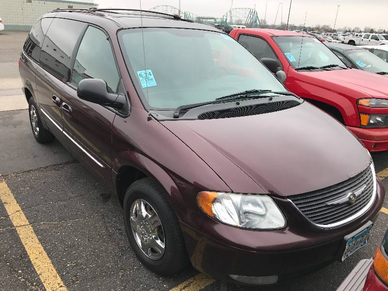 2004 Chrysler Town & Country Limited
