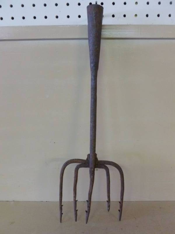 Vintage Spear Head
