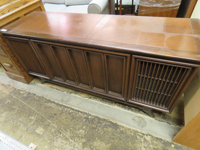 Vintage Sylvania Stereo