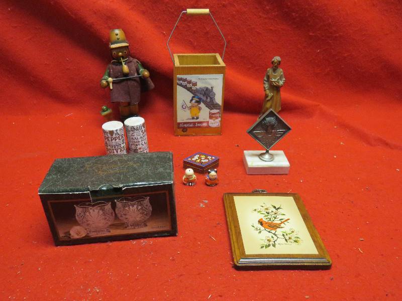Variety of Vintage Decor