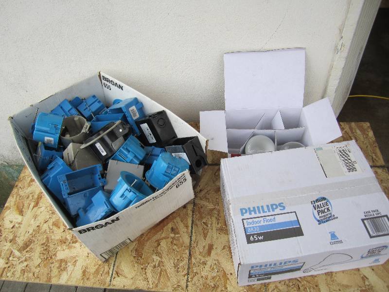 Lot of electrical boxes and flood l...