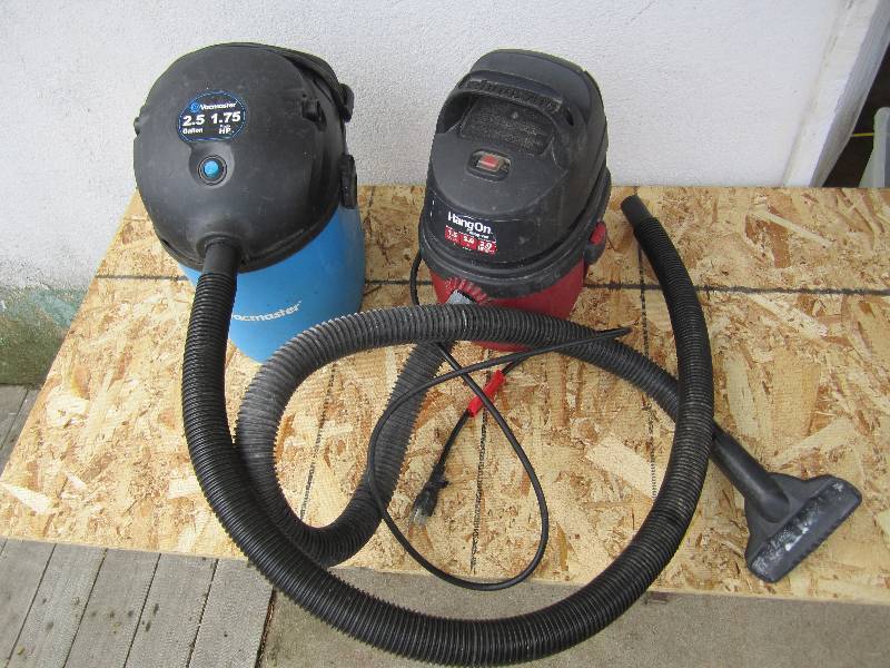 2 Small vacuums...