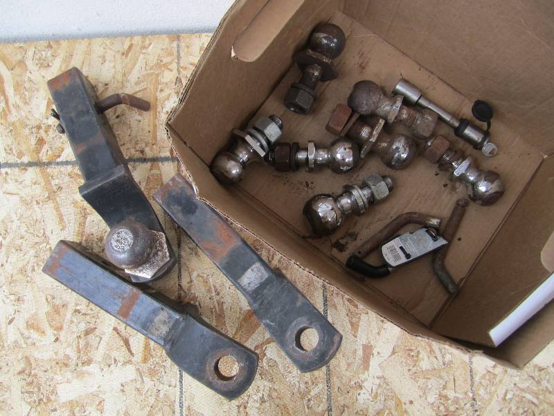 Assorted ball and receiver hitches...