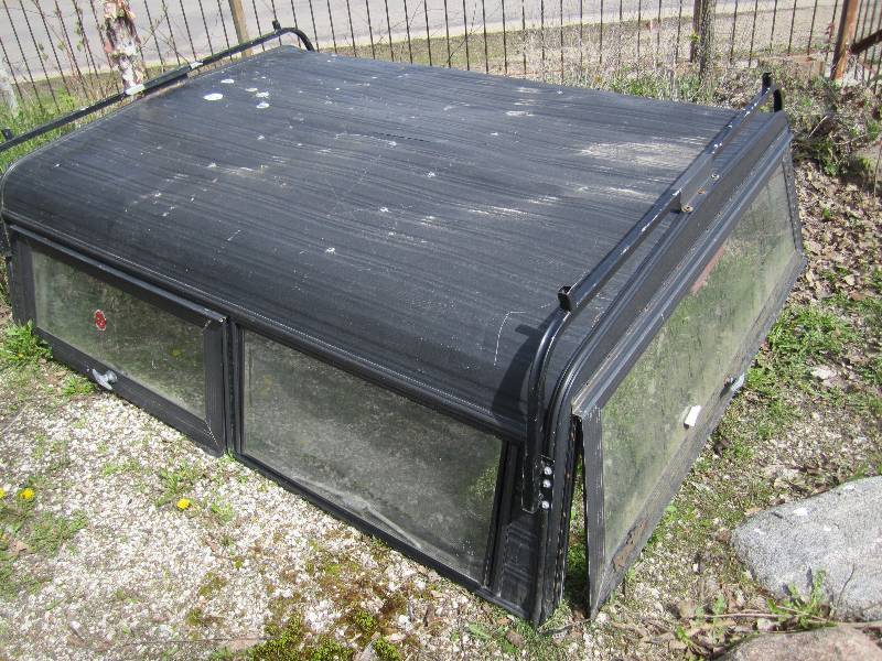 Radco pickup box topper, 7...