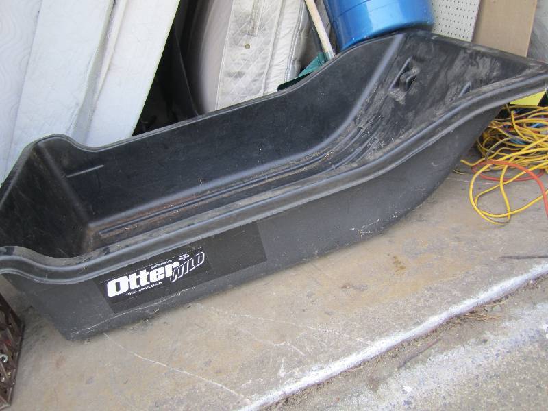 Otter Wild plastic sled, 65 x 32 t...