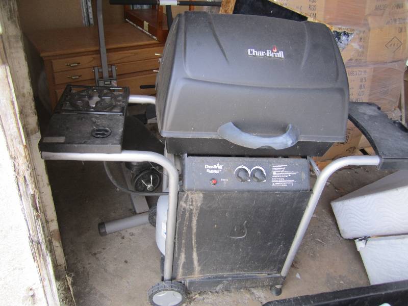 Char Broil gas grill...