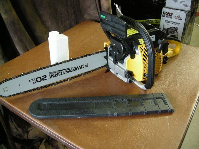 lot 43 image: PowerStorm Pro Chain Saw