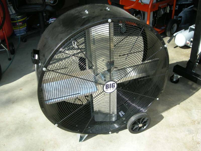 lot 103 image: Big Air 30 Electric Fan
