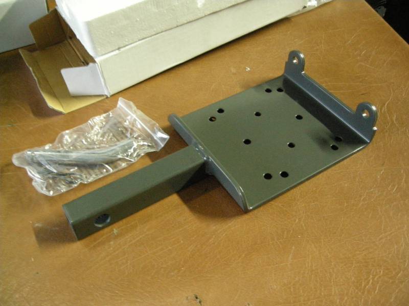 lot 153 image: Power Winch Speed Mount Hitch Adaptor