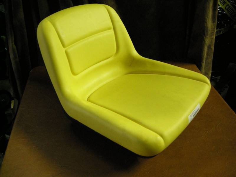 lot 156 image: Multi-purpose Equipment Seat