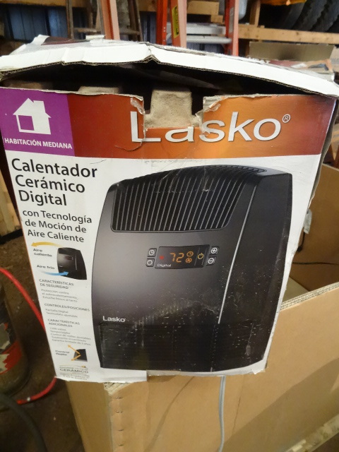 lot 15 image: Lasko digital ceramic heater. Store...