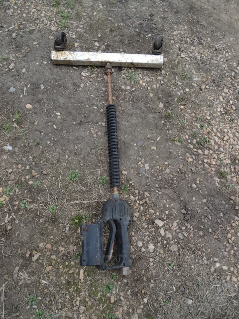 lot 39 image: Pressure washer gun for washing flo...