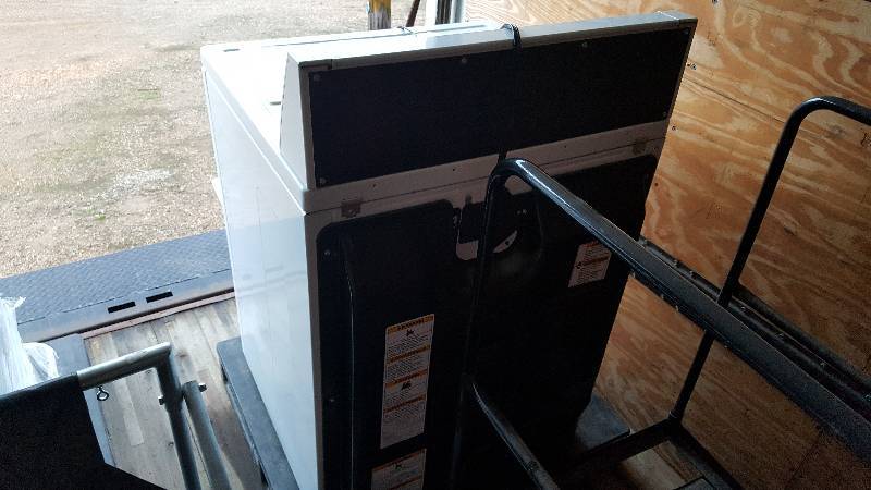 lot 50 image: Kenmore 70 series Gas dryer. Works....