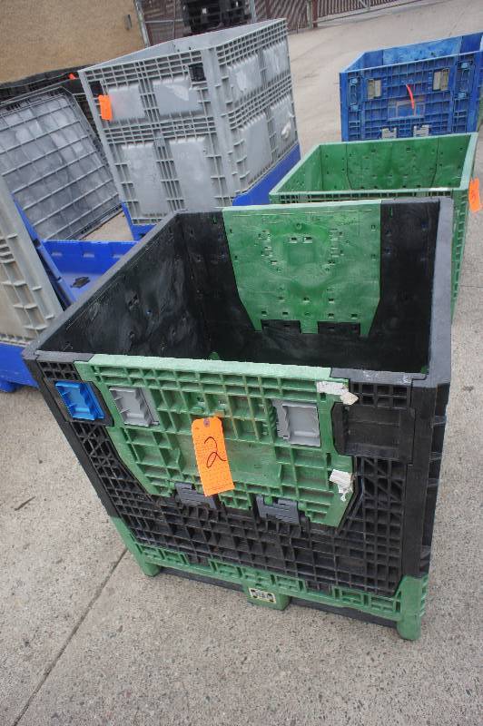 HEAVY DUTY PLASTIC STORAGE   SHIPPING CONTAINER - COLLAPSIBLE SIDES - 31 X 30 X 34