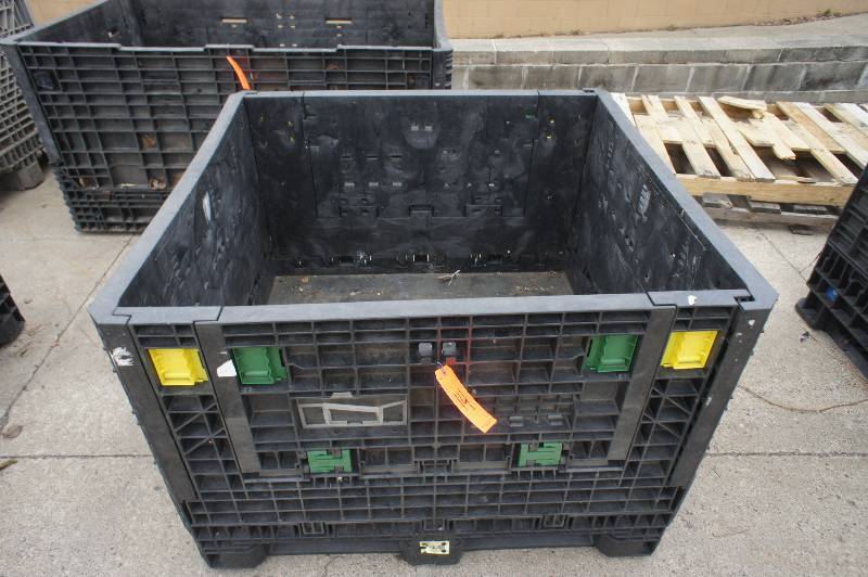 HEAVY DUTY PLASTIC STORAGE   SHIPPING CONTAINER - COLLAPSIBLE SIDES - 44 X 46 X 34