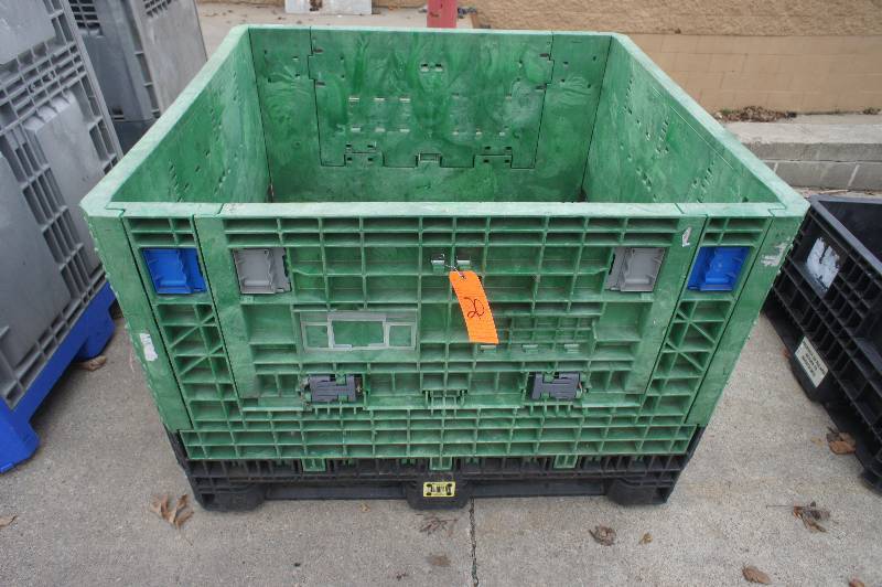 HEAVY DUTY PLASTIC STORAGE   SHIPPING CONTAINER - COLLAPSIBLE SIDES - 47 X 45 X 34