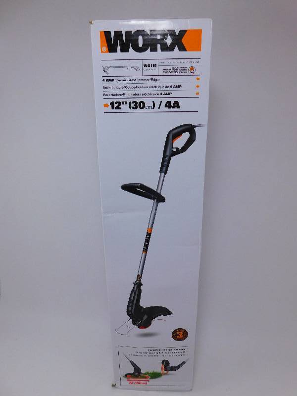 lot 3 image: Worx 4 amp Electric Grass TrimmerEdger