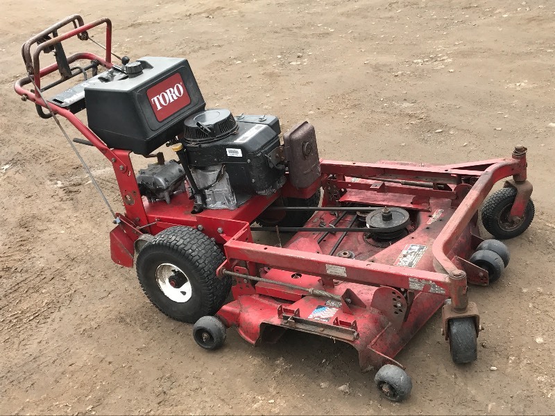 lot 7 image: Toro ProLine Mower