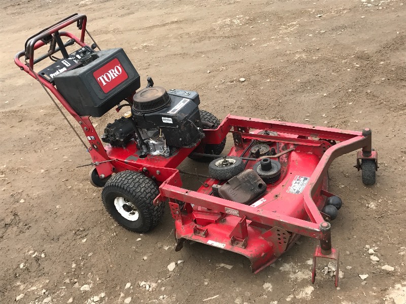 lot 9 image: Toro ProLine Mower