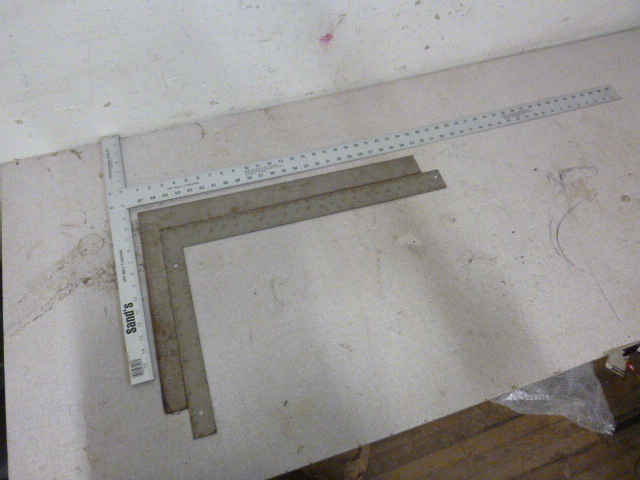 lot 96 image: Aluminum Sands Drywall T-Square