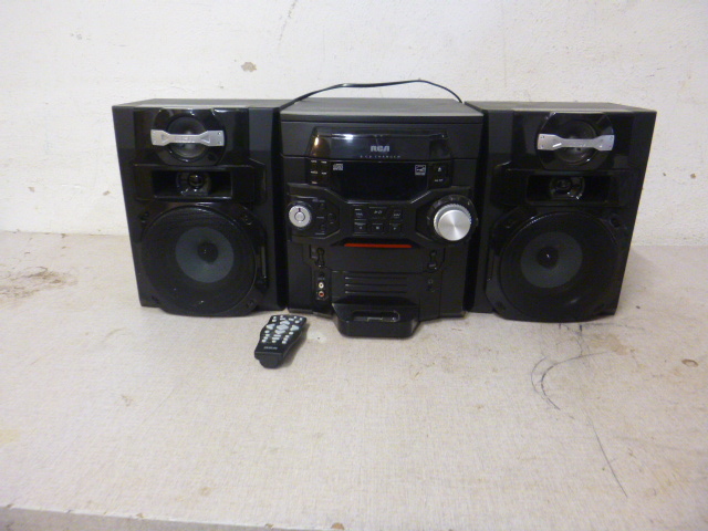 lot 106 image: RCA Stereo