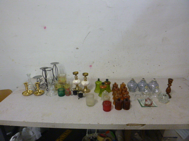 lot 122 image: Miscellaneous Candle Holders