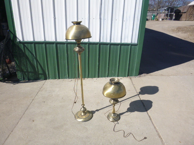 lot 145 image: 2 Lamps