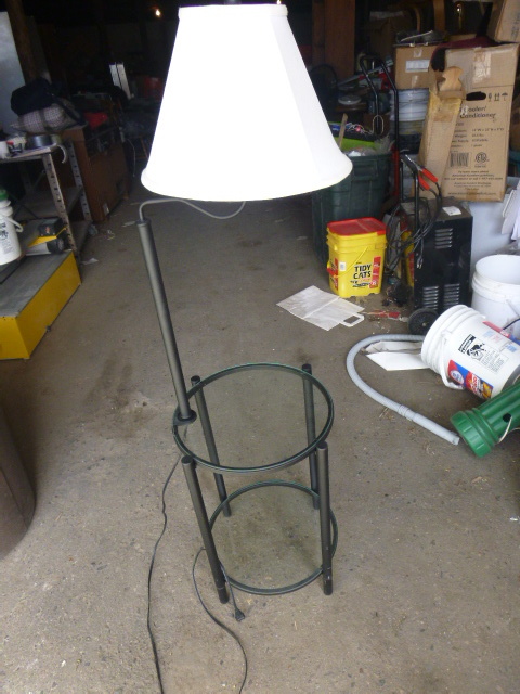 lot 157 image: End Table Lamp