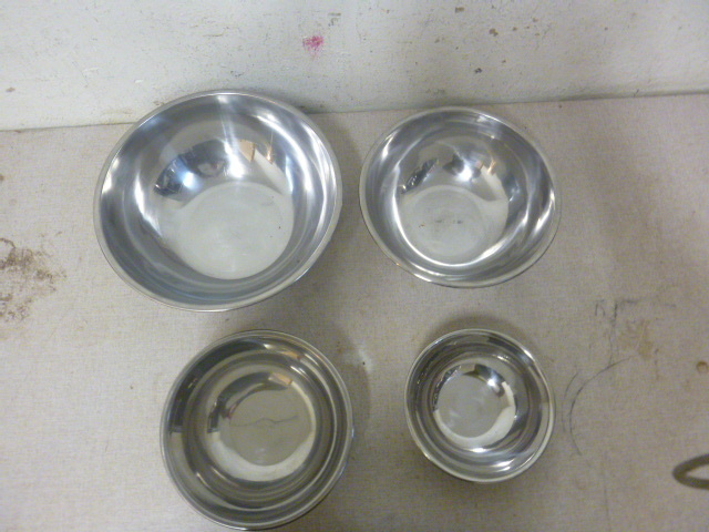 lot 210 image: 4 Stainless Steel Bowls