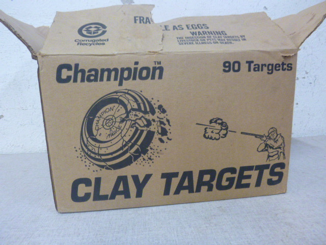 lot 234 image: Box Champion Clay Targets