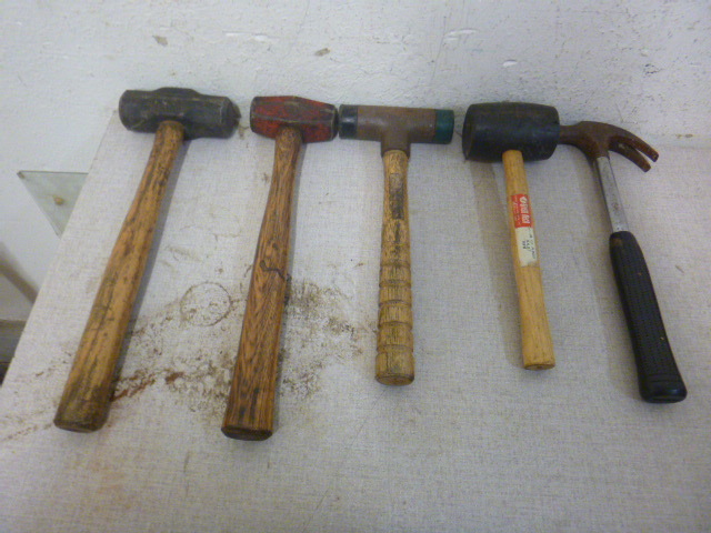 lot 270 image: 5 Hammers