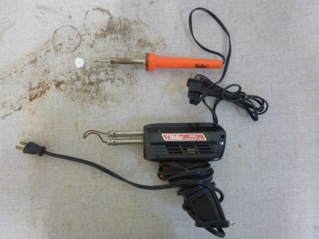 lot 274 image: 2 Weller Soldering Guns