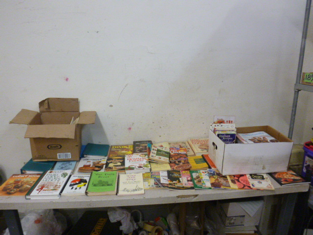 lot 285 image: Miscellaneous Cookbooks