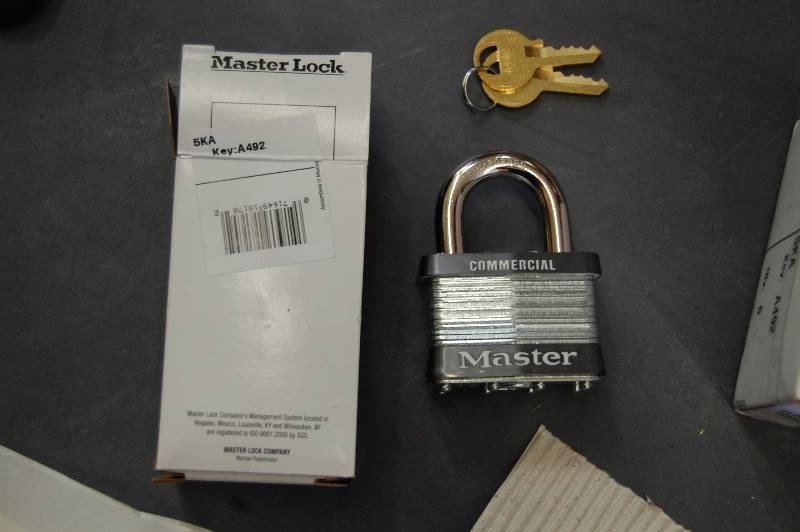 lot 28 image: Commercial Master Locks