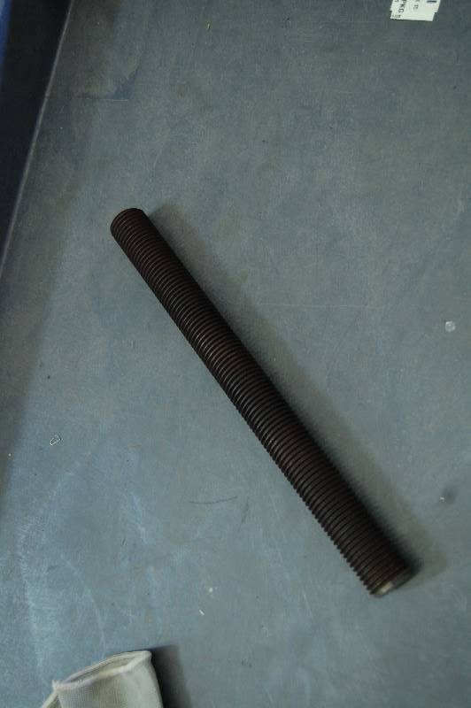 lot 31 image: 1 18-8 x 12 14 ASTM A193 B7 Studs